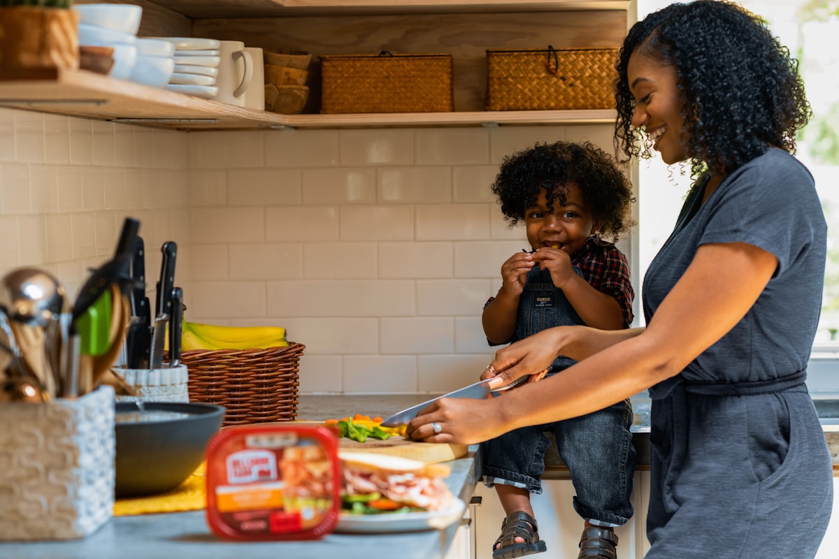 Family preparing healthy meals together
